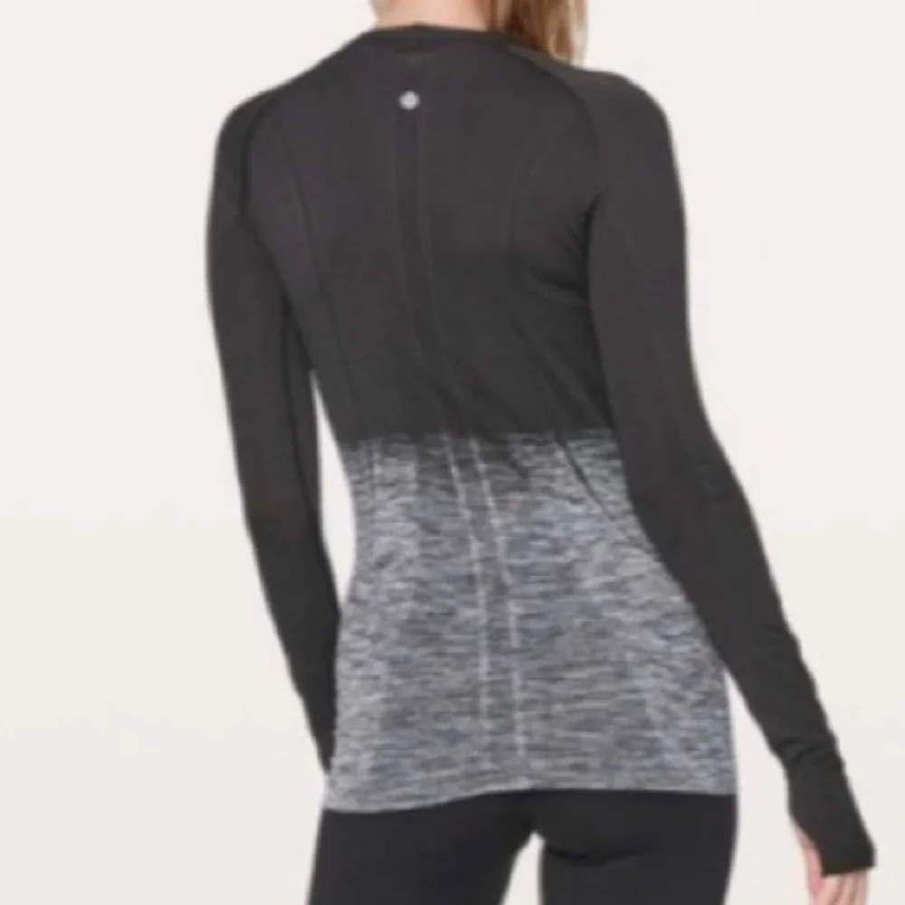 Swiftly Tech Long-Sleeve Shirt 2.0 *Hip Length, Crew black & white Ombré, EUC. - Picture 6 of 13